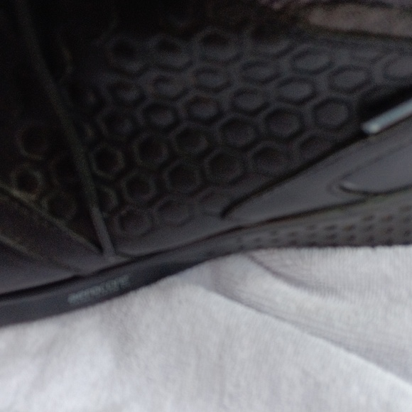 Timberland Black Boots - Picture 7 of 8